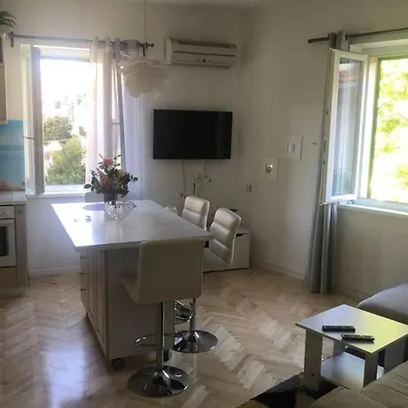 Luxury Apartment Klarina Bacvice * سبليت